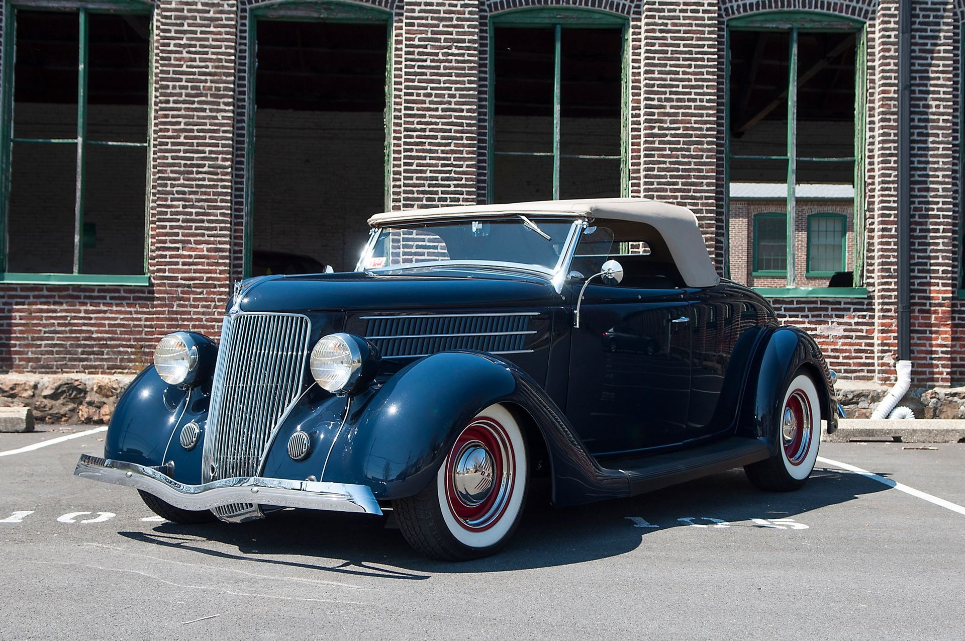 1936 Ford Roadster Hot Rod