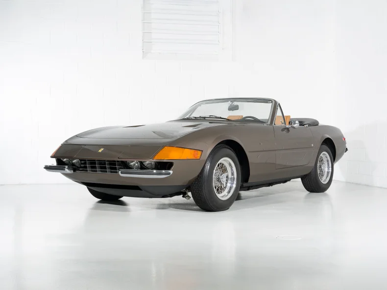 Ferrari 365 GTS Daytona Spider