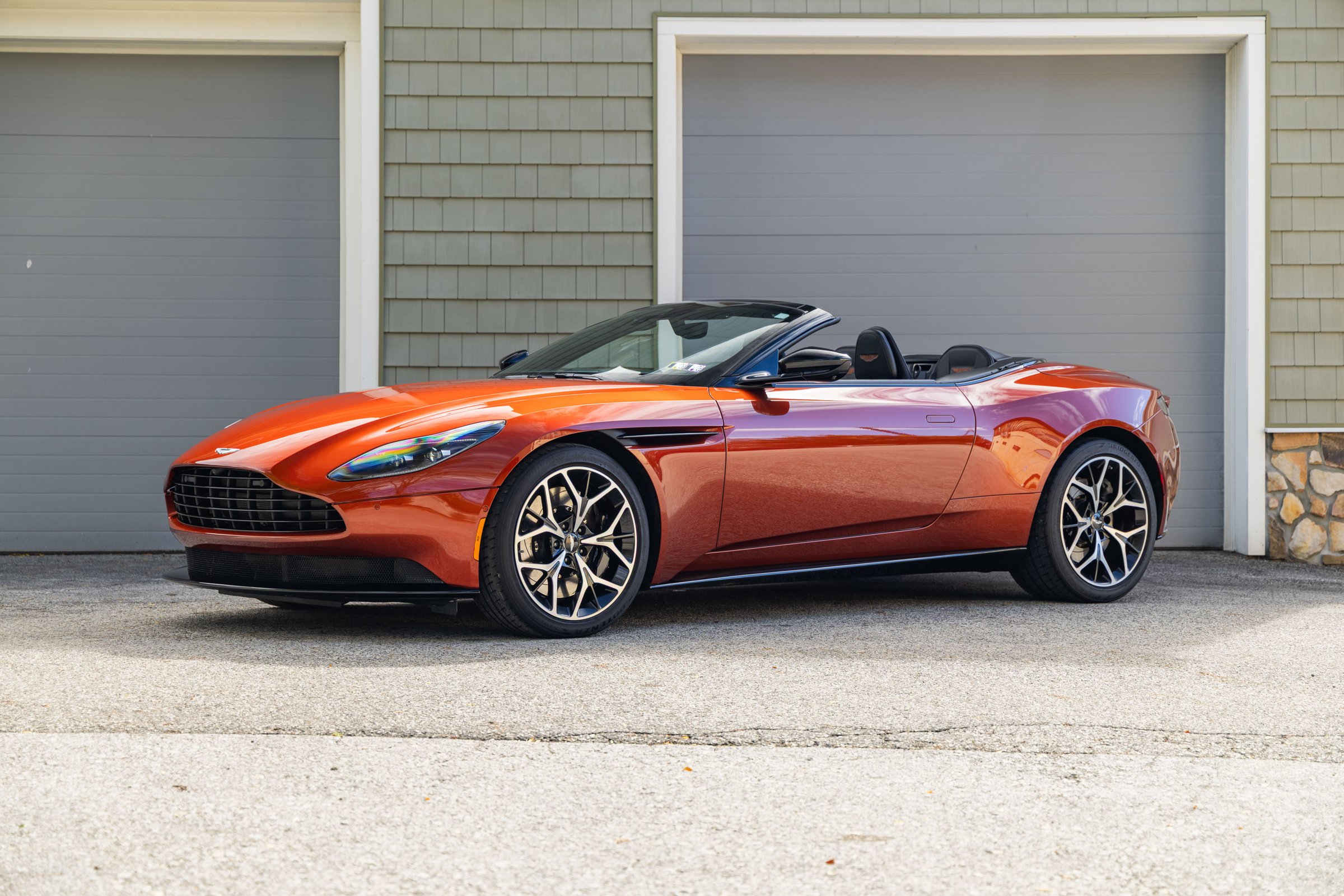 2019 Aston Martin DB 11