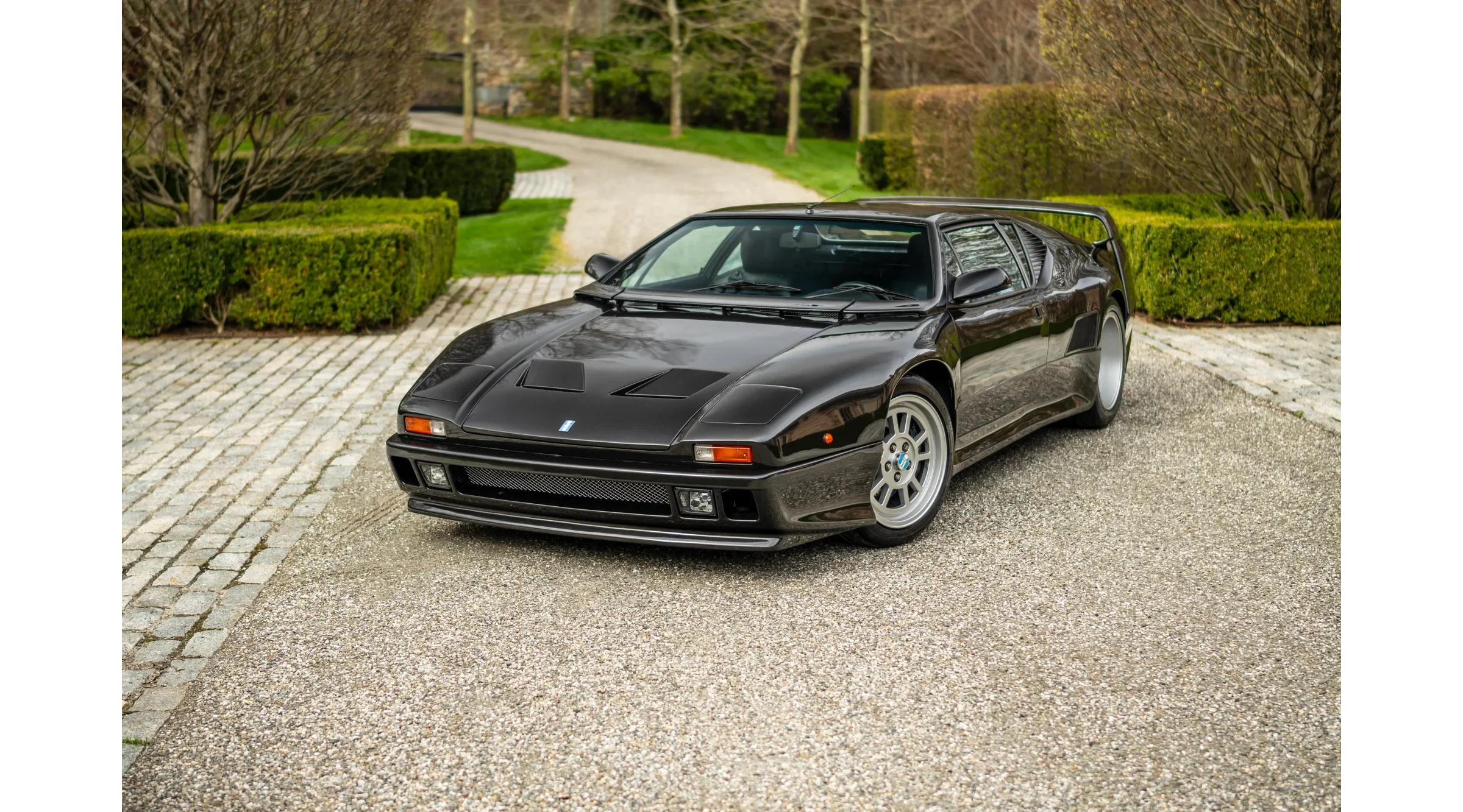 1991 De Tomaso Pantera
