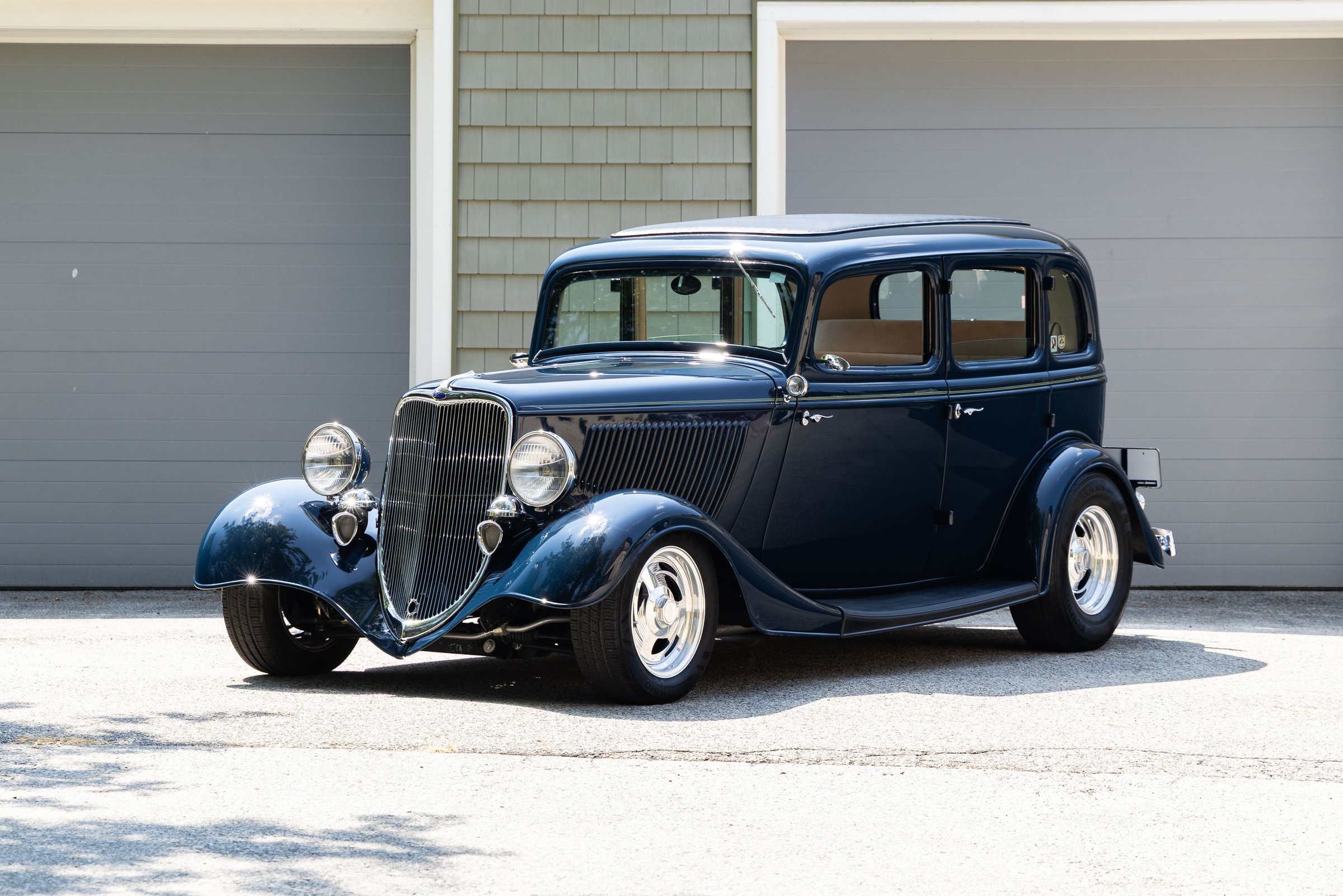 1933 Ford Sedan
