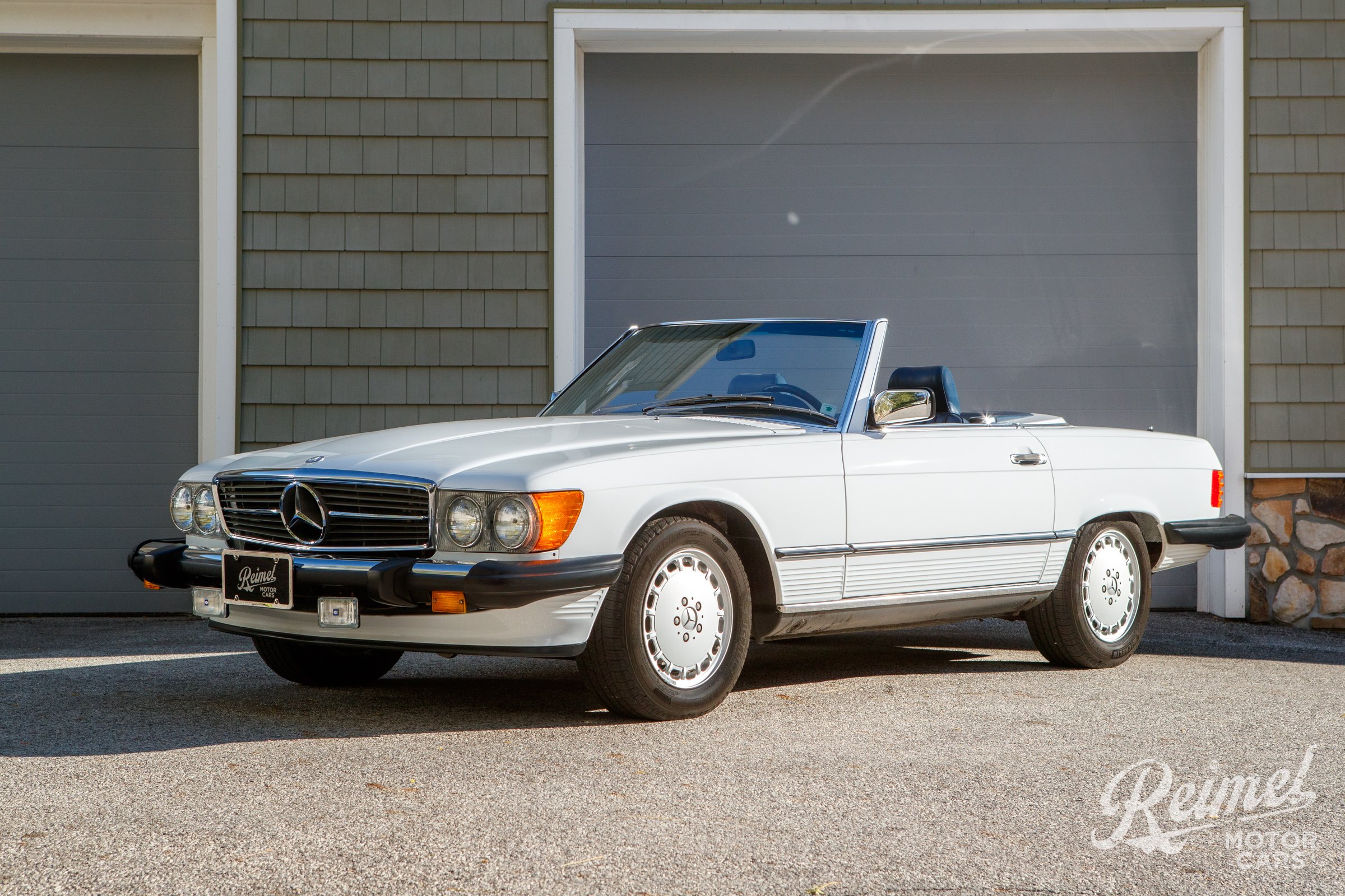 1987 Mercedes-Benz 560 SL