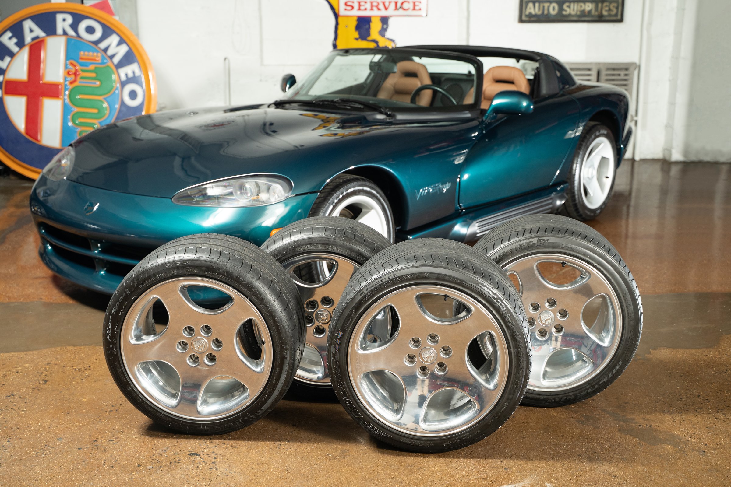 1999 Dodge Viper Wheels