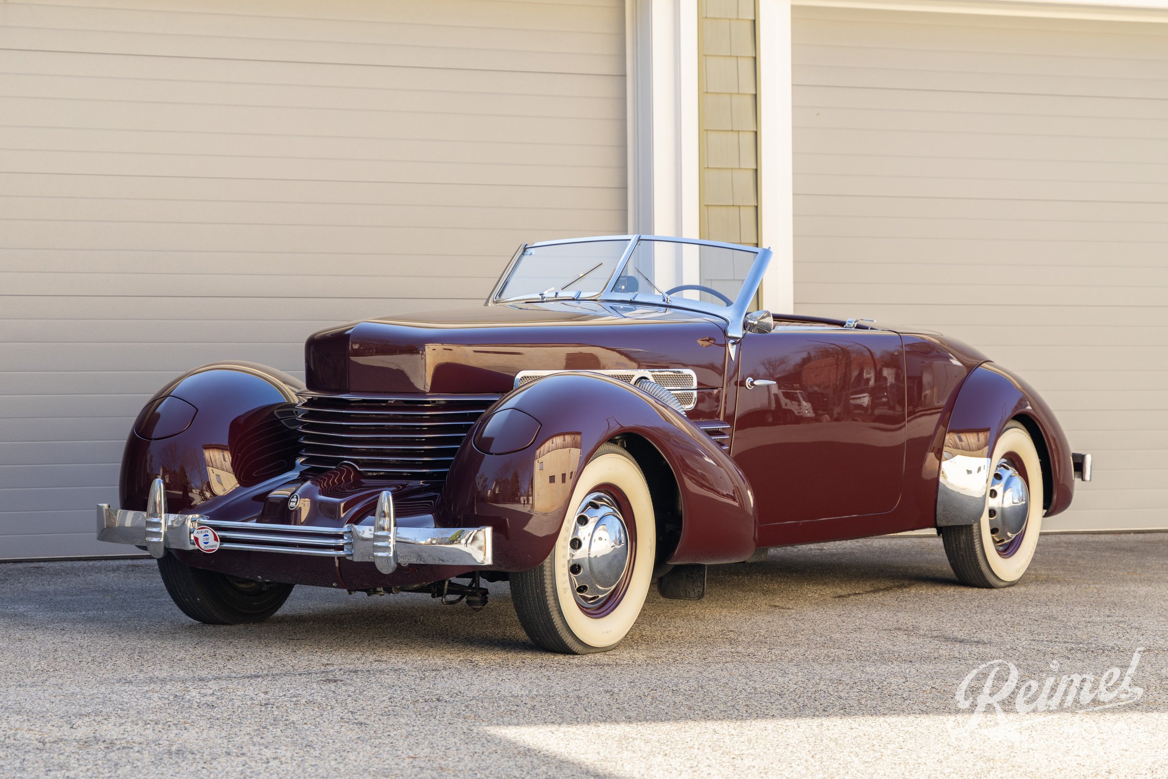 1937 Cord 812